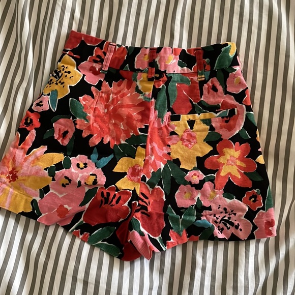Zara. Shorts. Floral print. Size XS - Picture 4 of 4